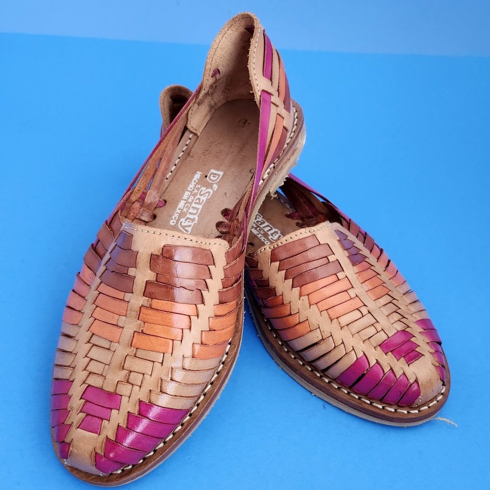 D’SANTY HUARACHE SANDALS WOMEN HANDMADE MEXICAN LEATHER FLATS, MEX SIZE 4, US 7